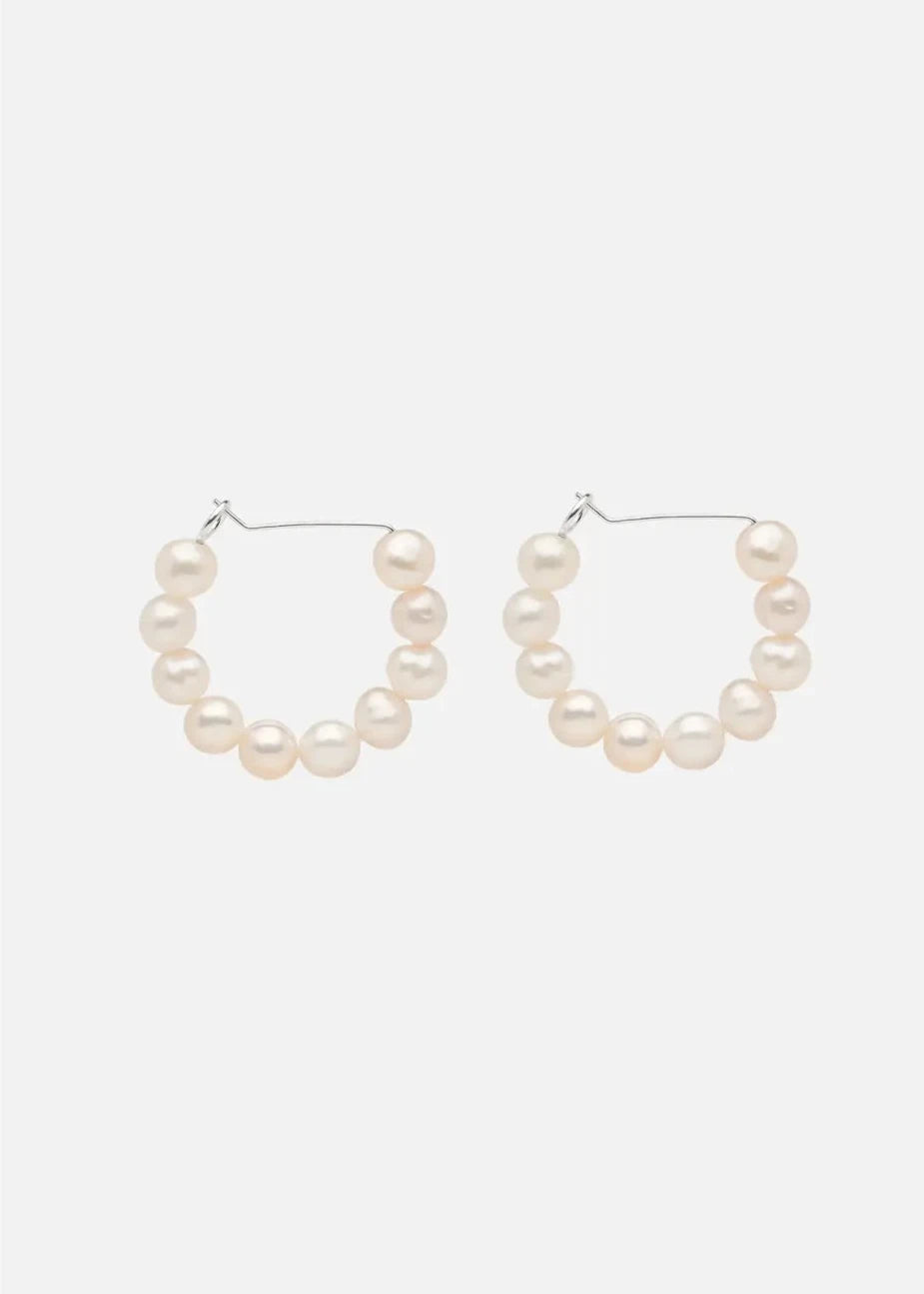 Michelle Hoops // Pearl