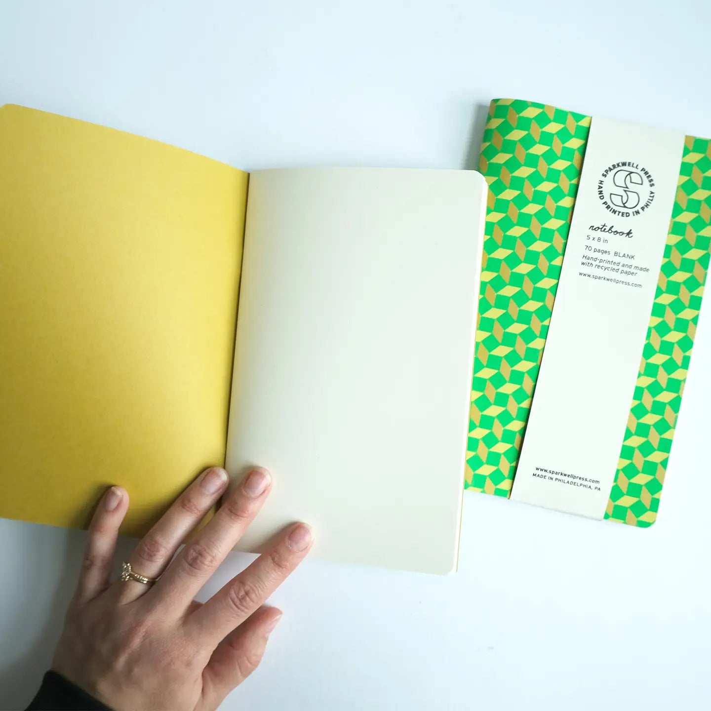 Large Notebook Box Pattern // Green