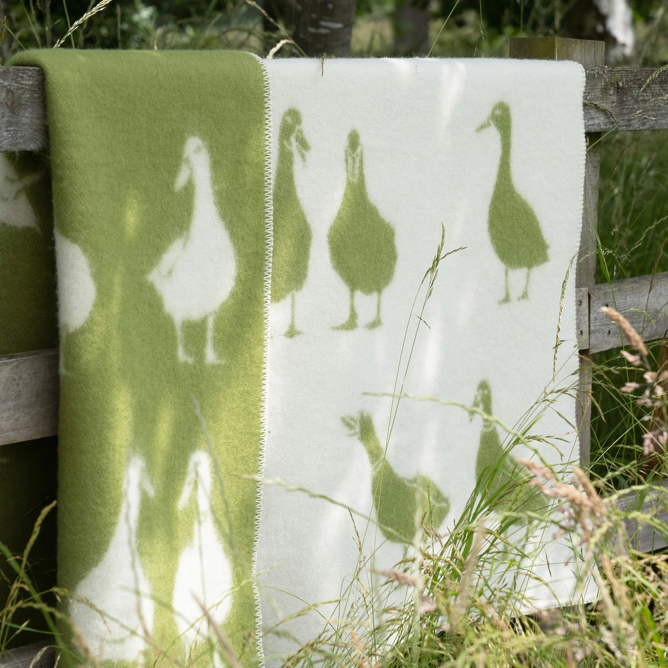 Duck // Wool Cotton Blanket // Green