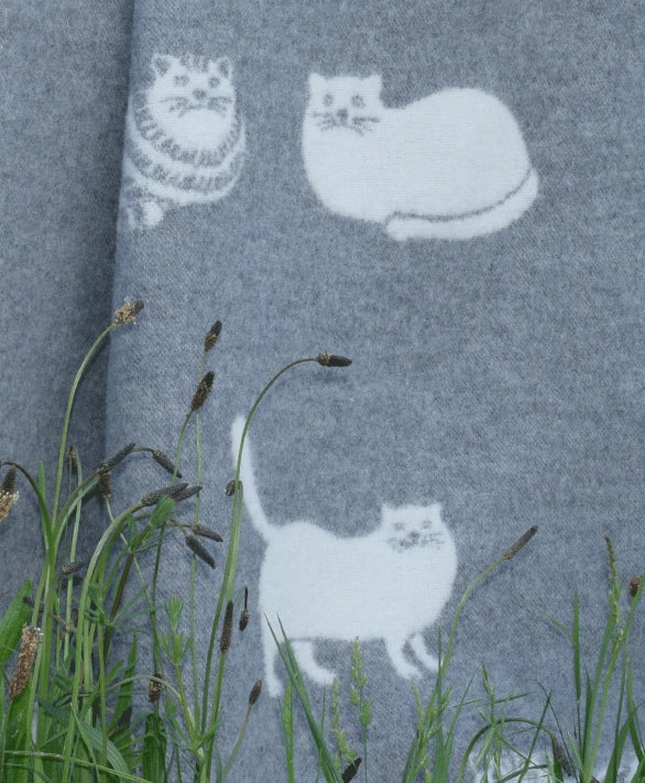 Cozy Kitties // Wool + Cotton Blanket