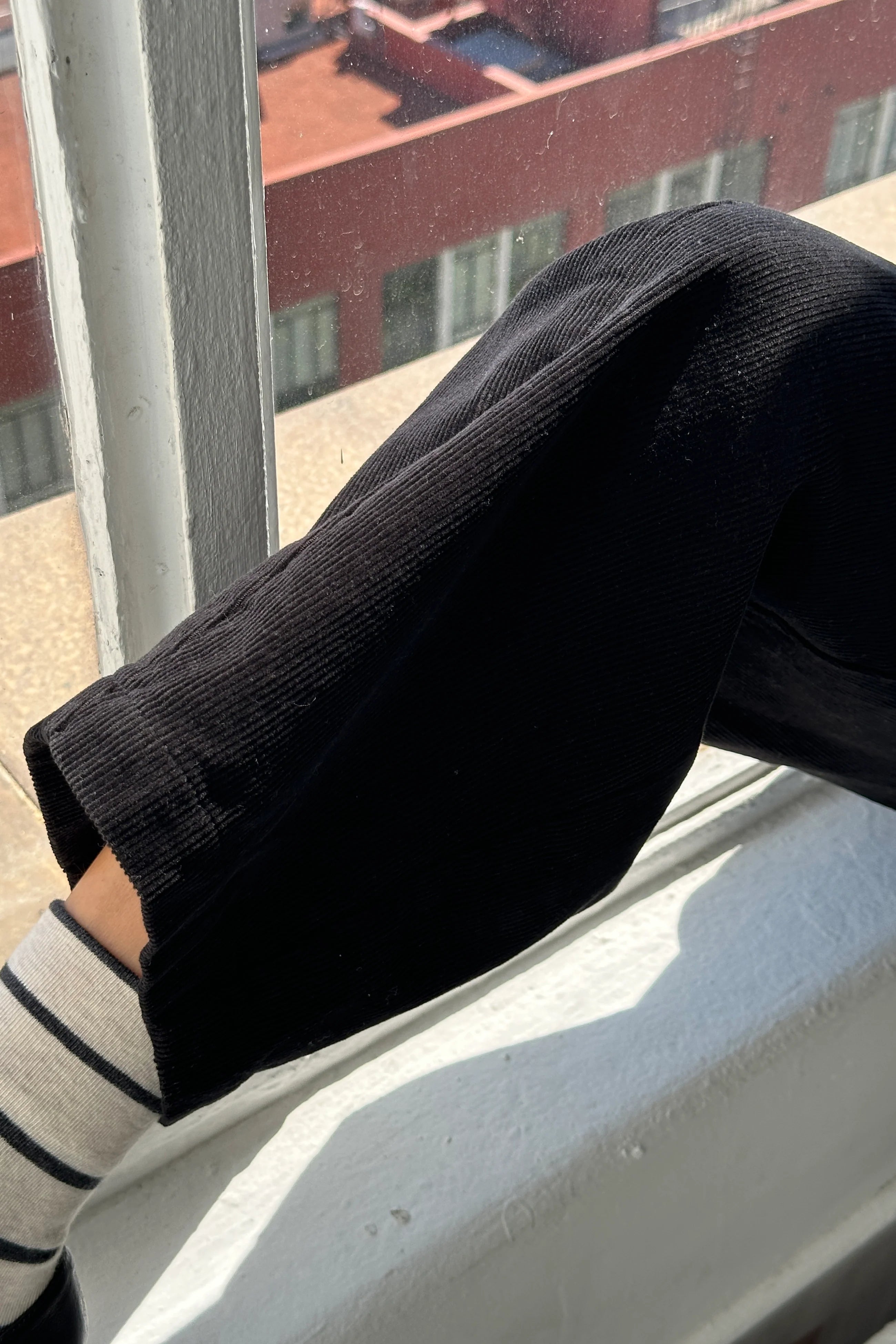 Courdroy Arc Pants // Black