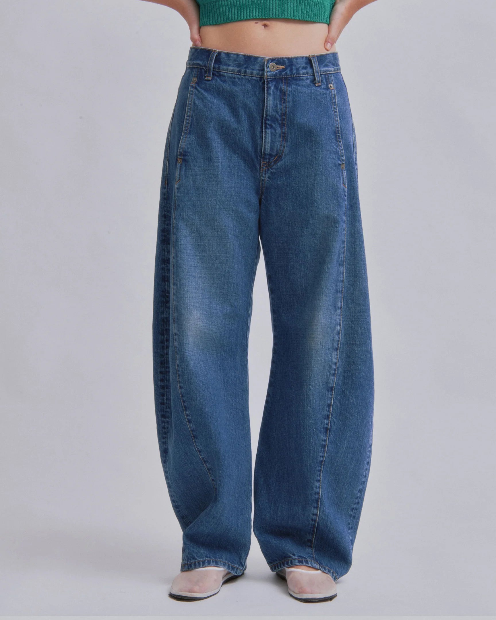 Barrel Denim // Light Blue