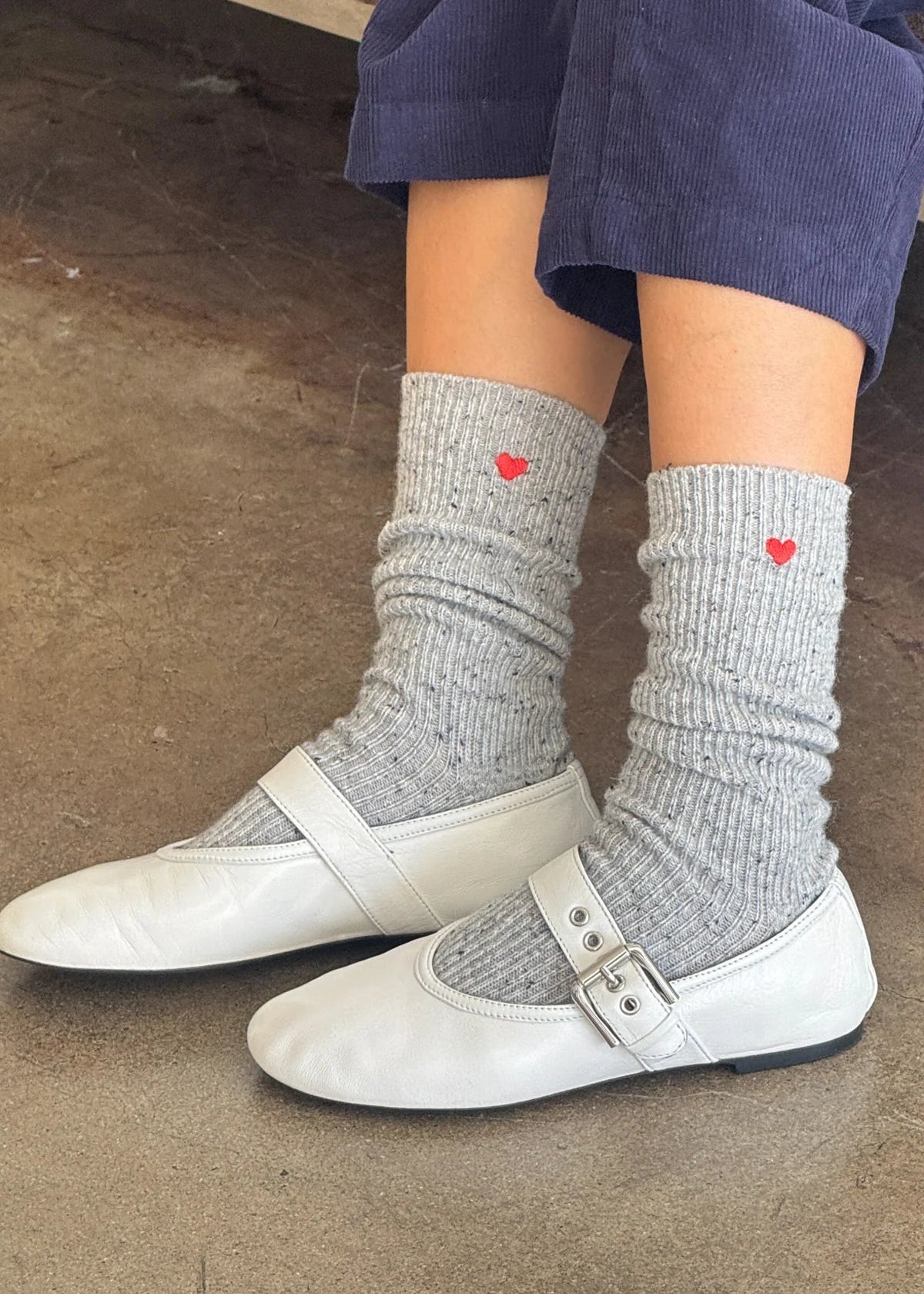 Embroidered Snow Socks - Cookies and Cream + Heart