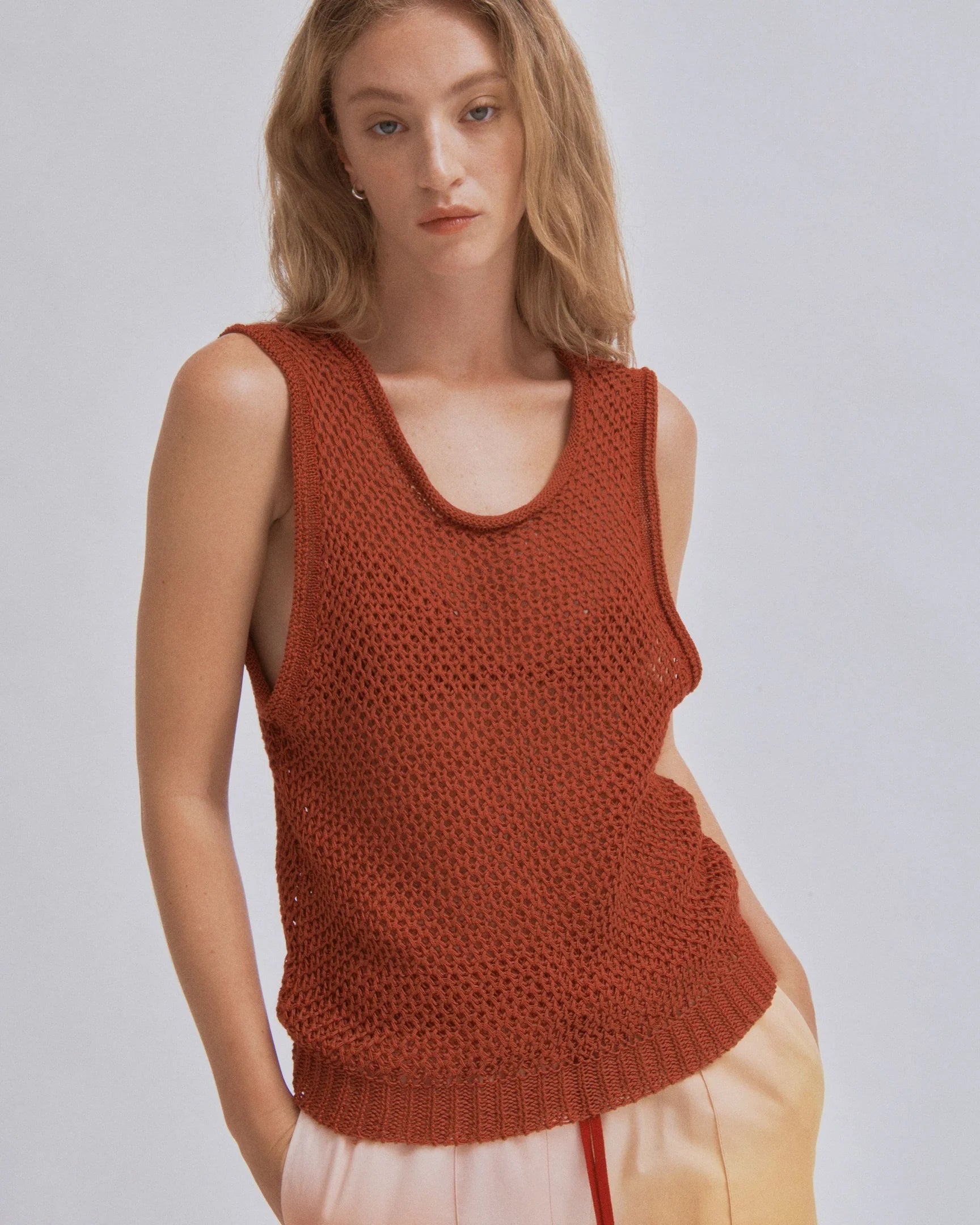 Linen Tank // Brick