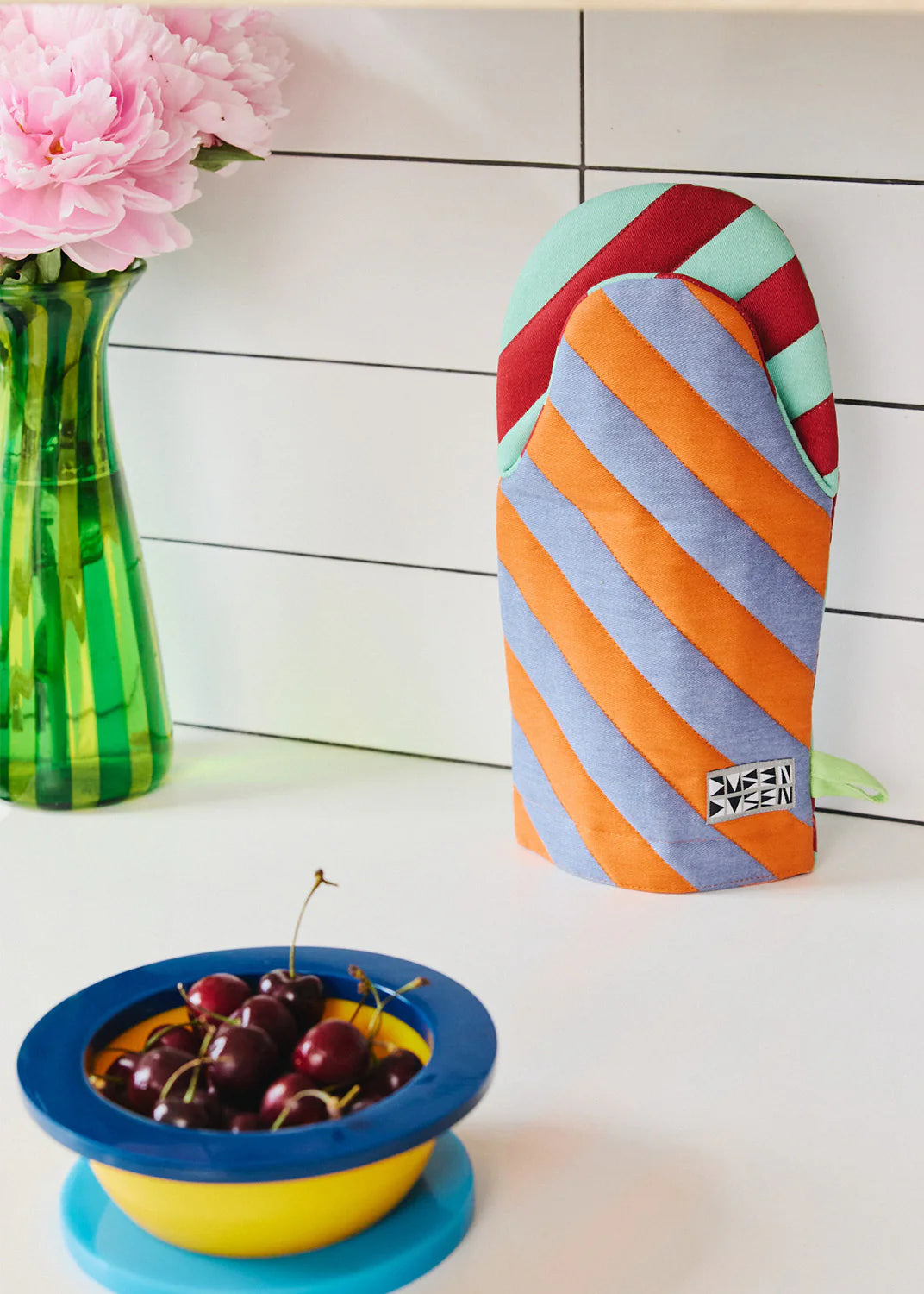 Striped Oven Mitt // Pumpernickel