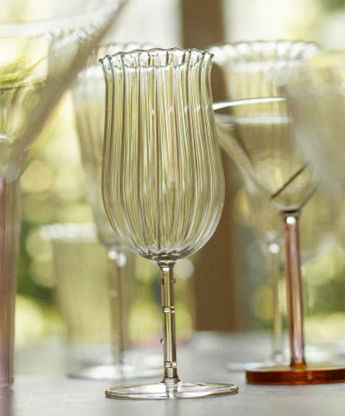Tulip Wine Glass // Set of 4