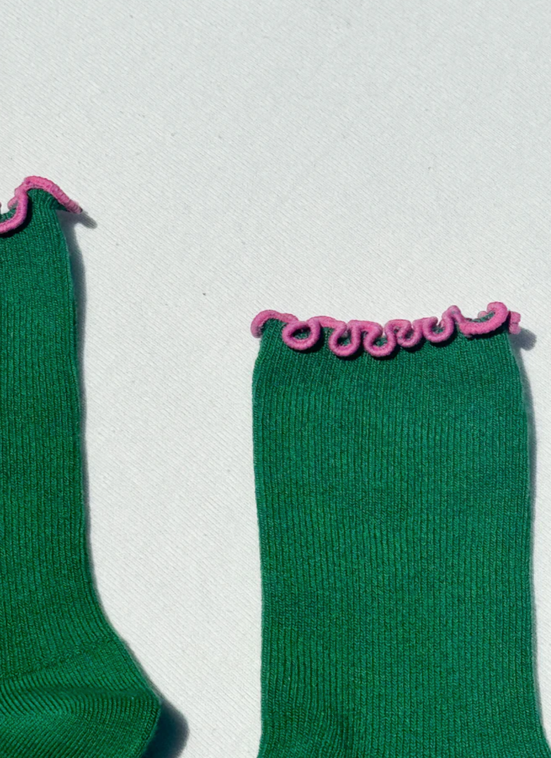 Ruffeled Modal Socks // Spinach Pink Edge