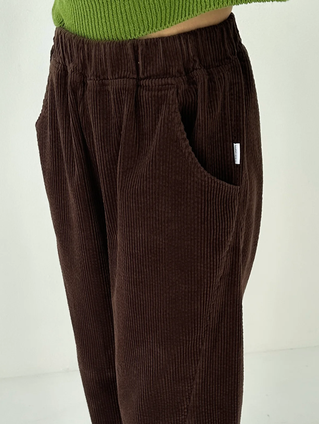 Soft Courdroy Arc Pants // Brown