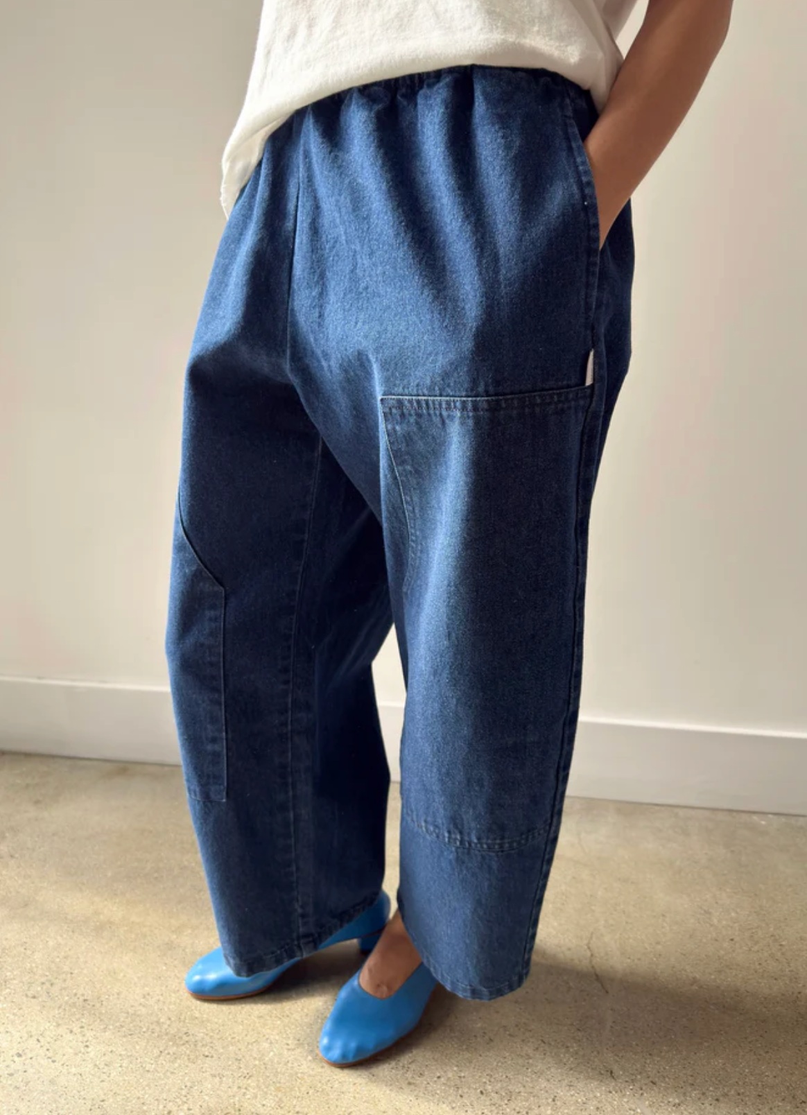 wide jean on a person