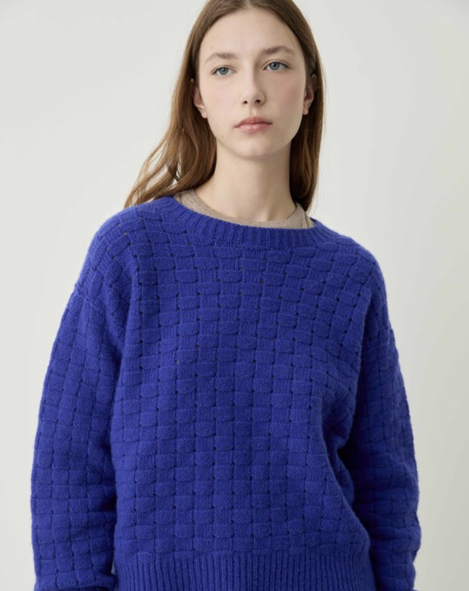 blue sweater on model
