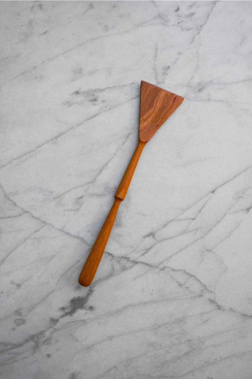 Triangle Cherry Spatula