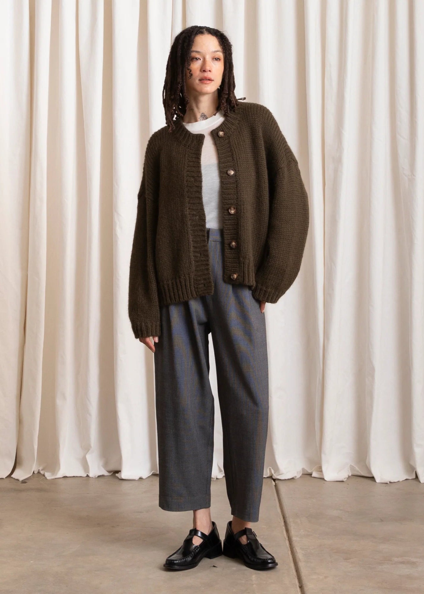 Merino Crew Neck Cardigan // Olive