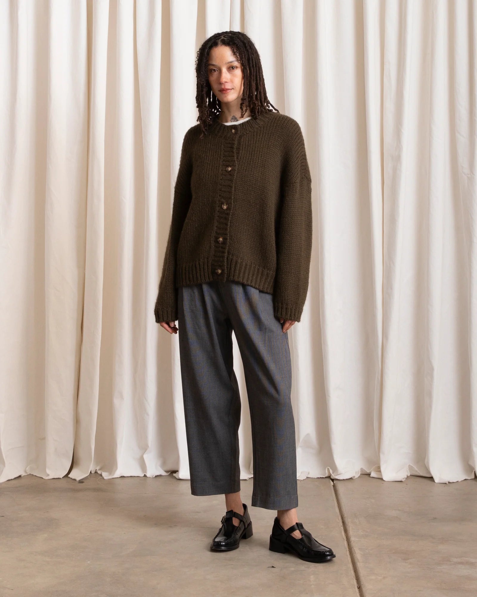 Merino Crew Neck Cardigan // Olive