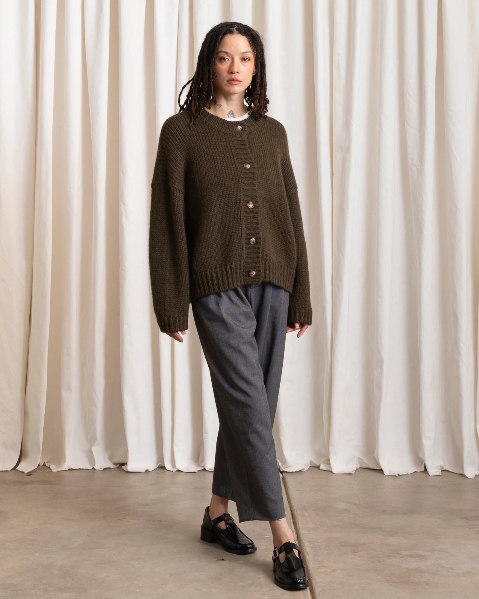 Merino Crew Neck Cardigan // Olive