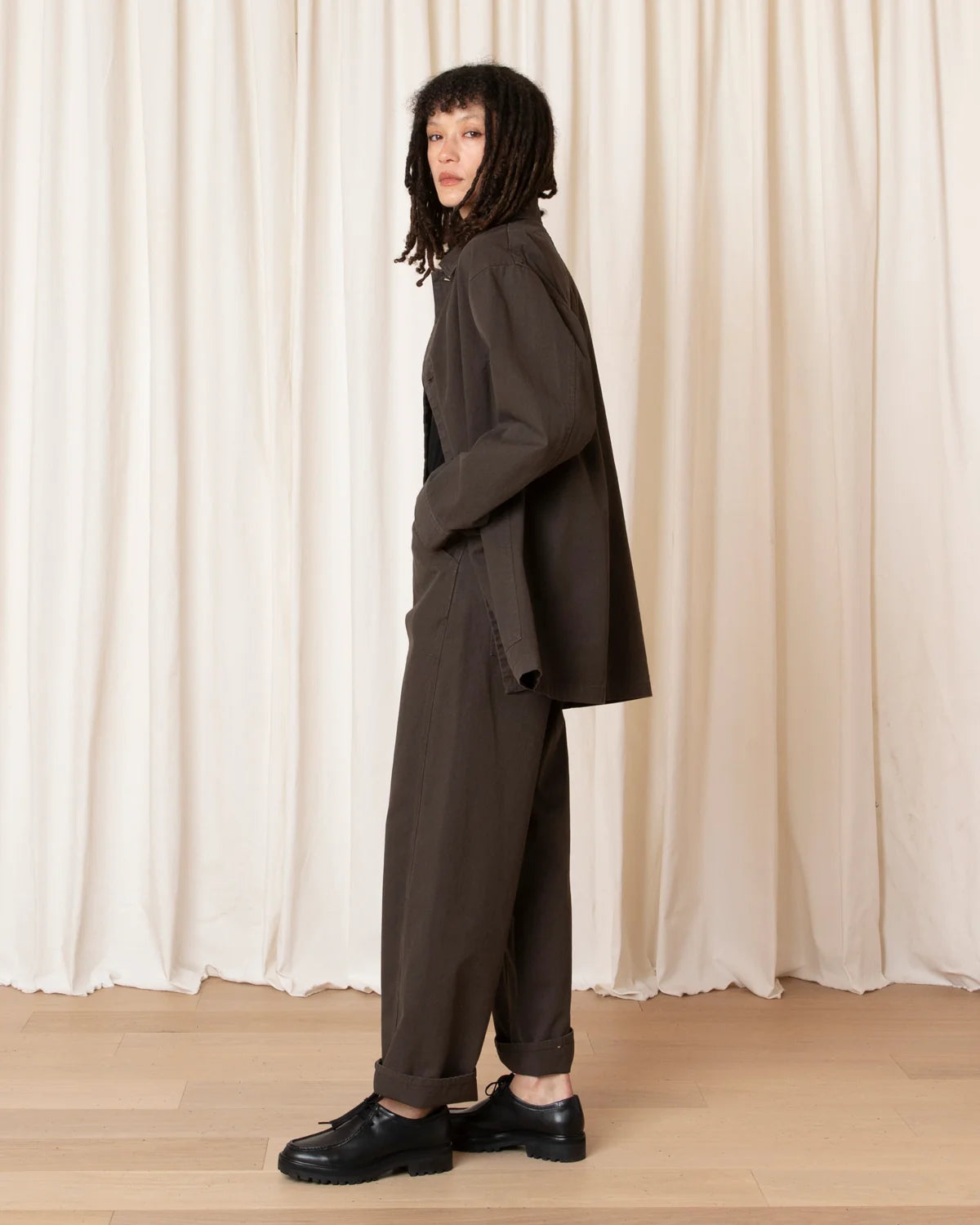 Ali Golden Fitted Barrel Pant – Brown