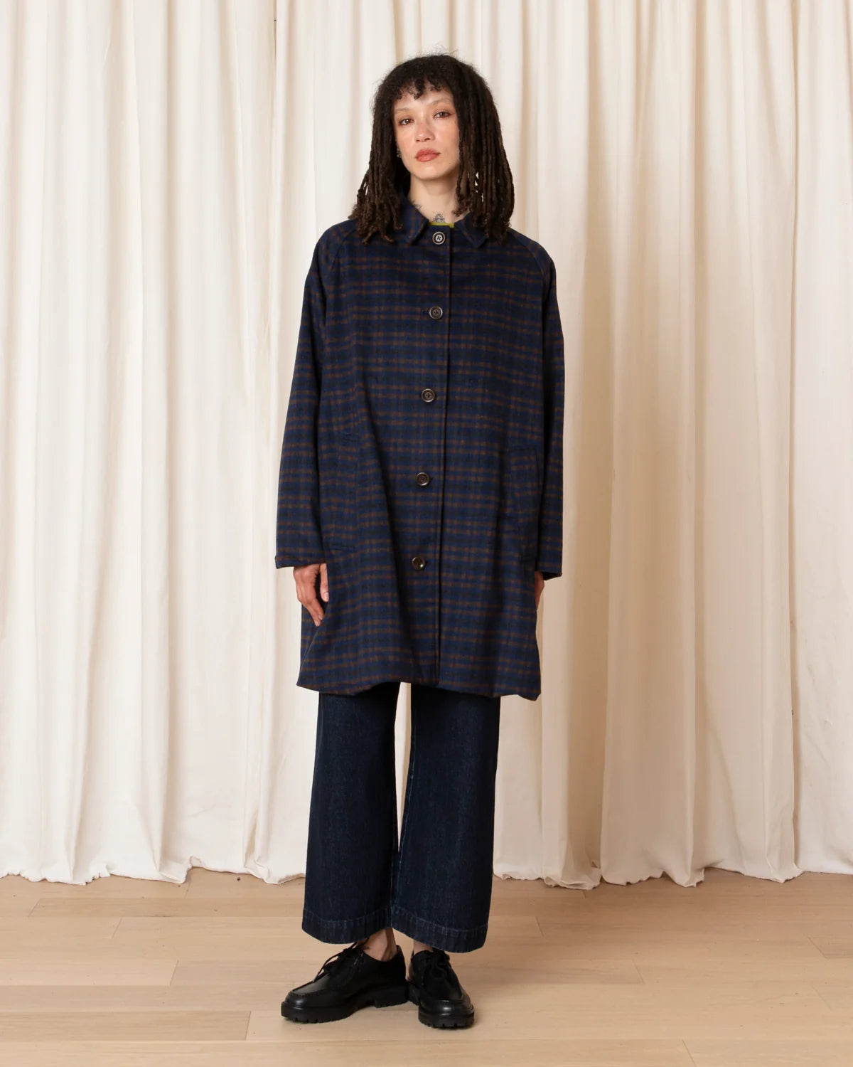 Ali Golden Short Trench – Copper/Blue Plaid
