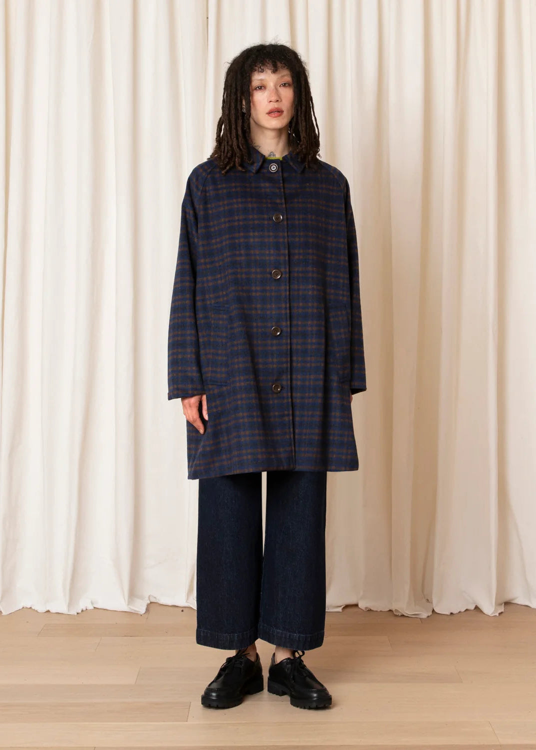 Ali Golden Short Trench – Copper/Blue Plaid