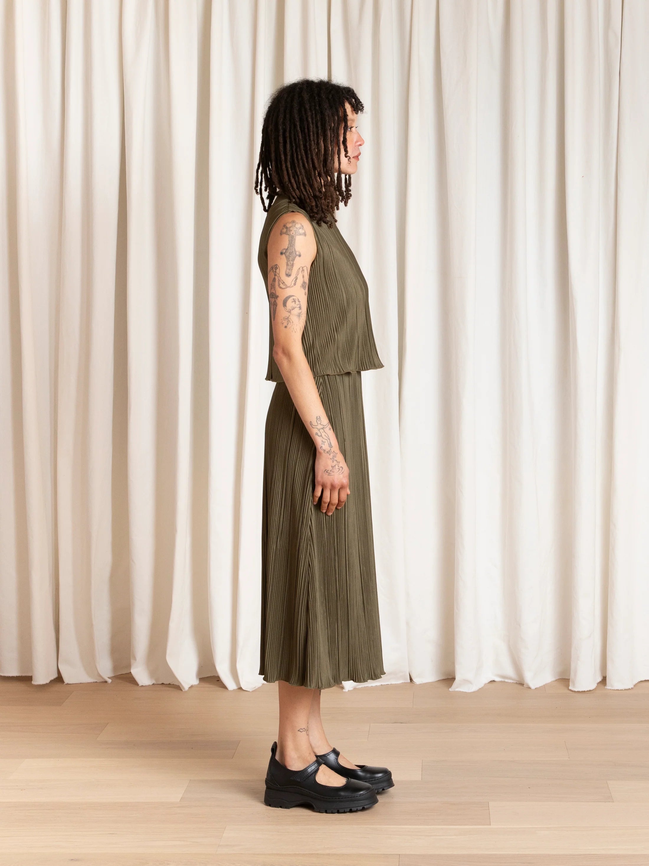 High Neck Pleated Tank // Olive