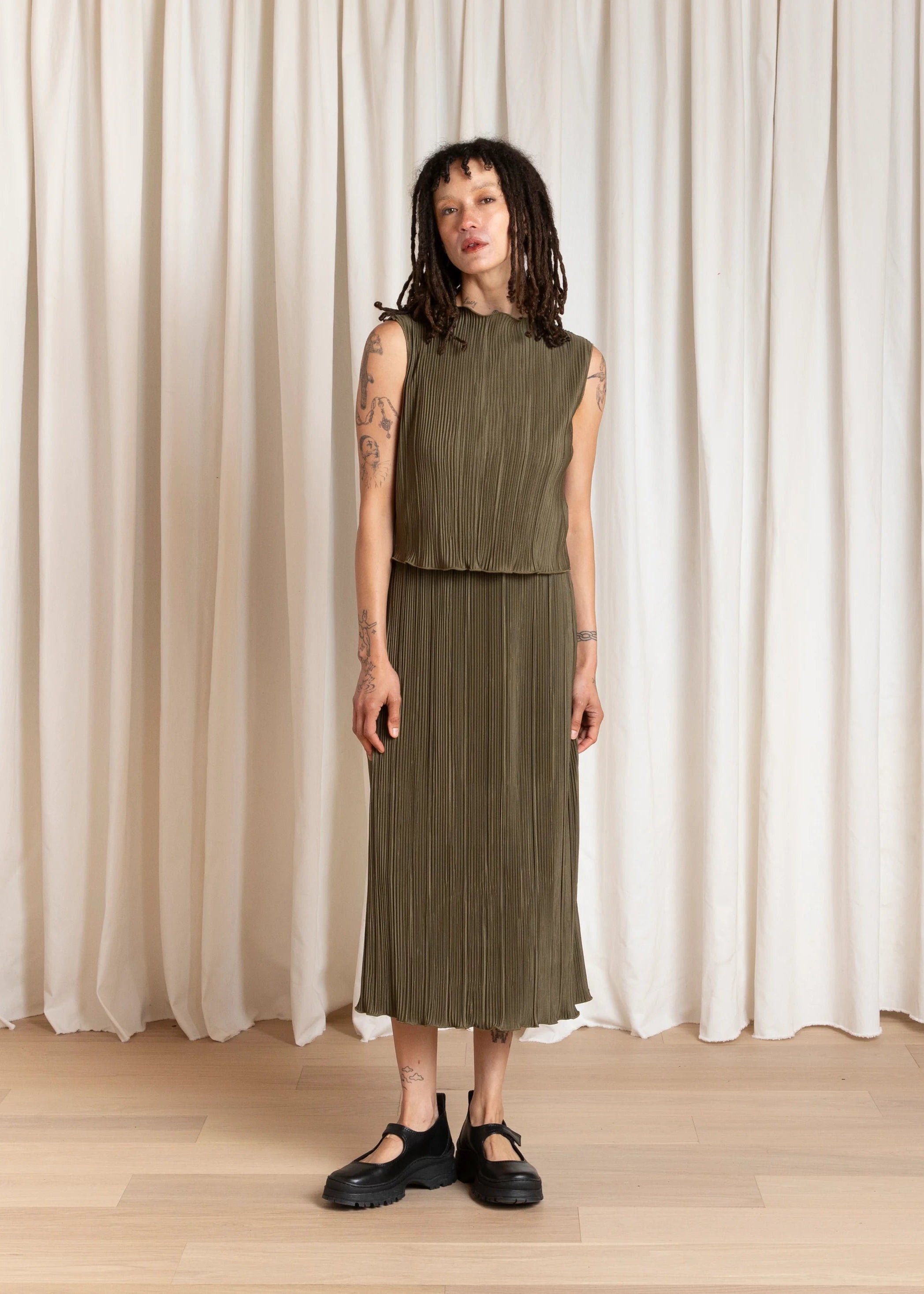 High Neck Pleated Tank // Olive