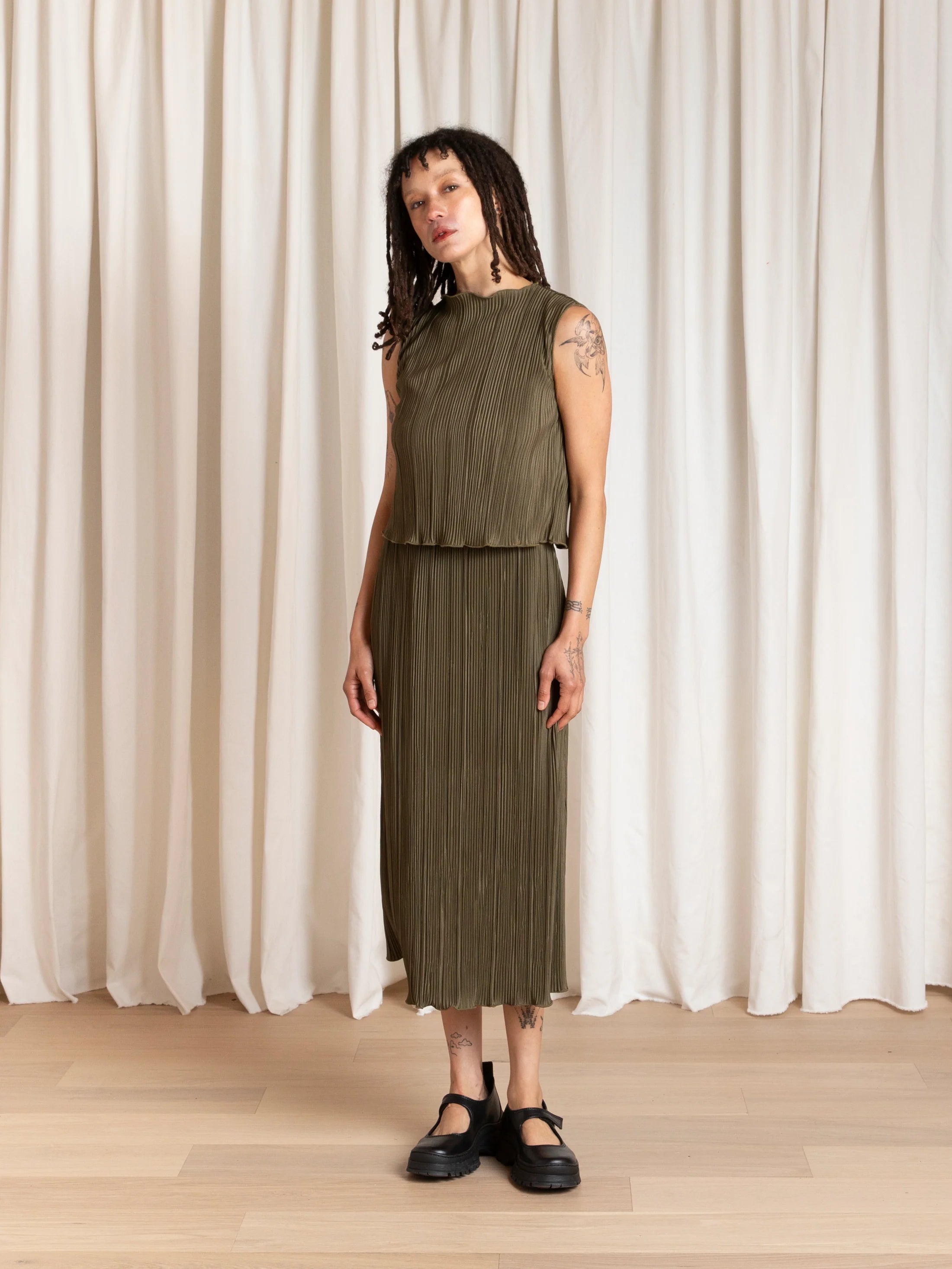 High Neck Pleated Tank // Olive