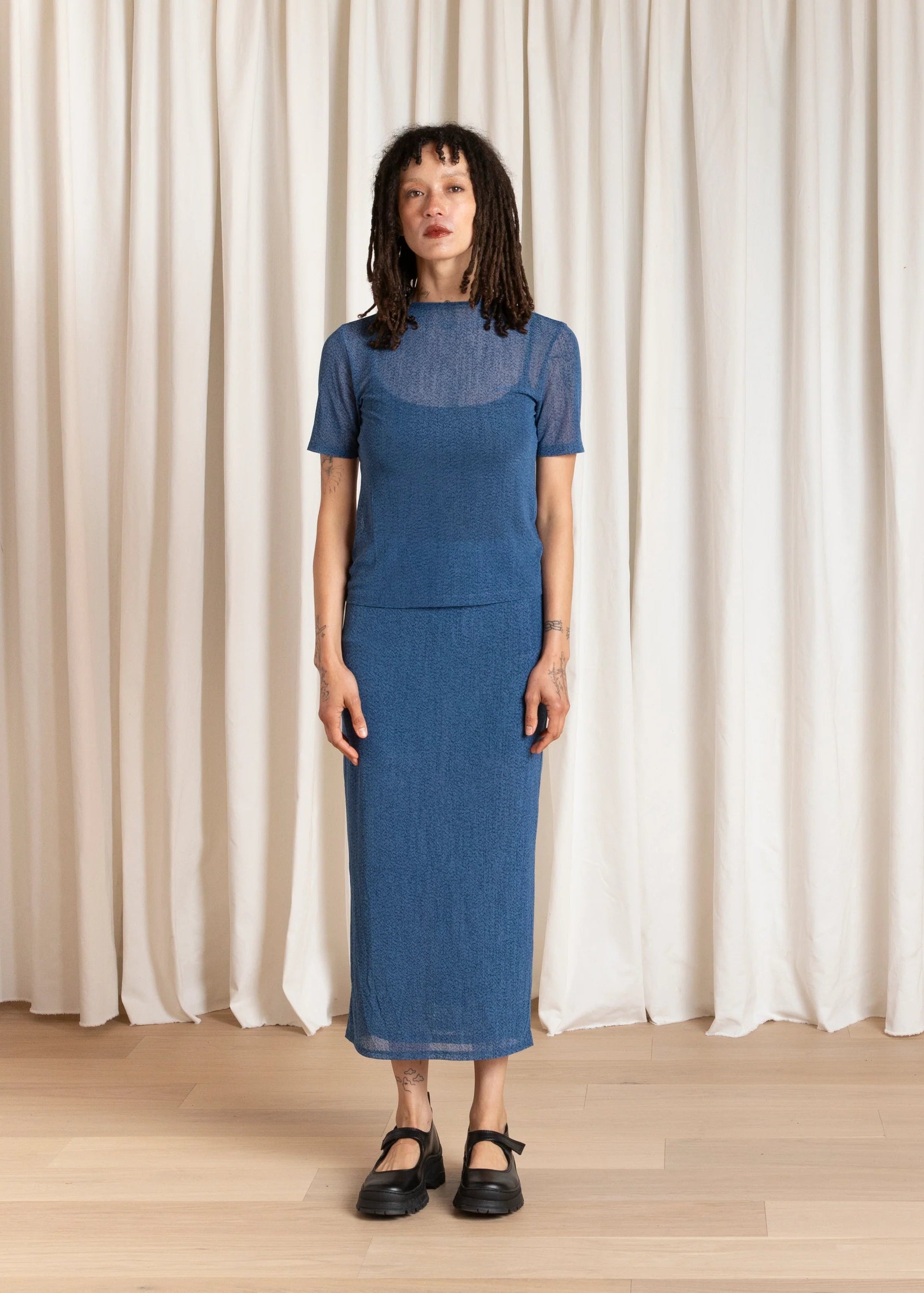 Mesh Pencil Skirt // Blue