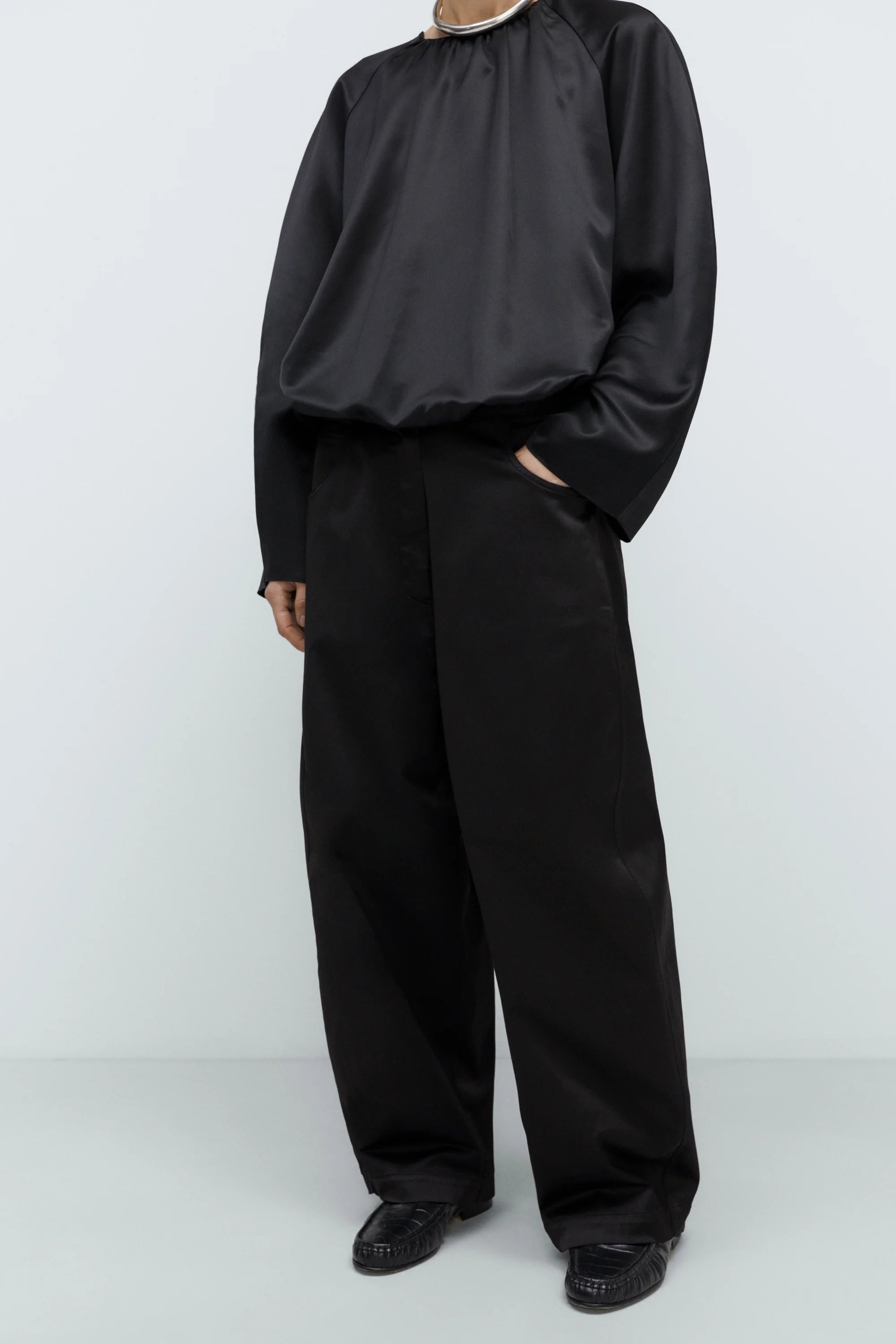Satin Curved Pants // Black