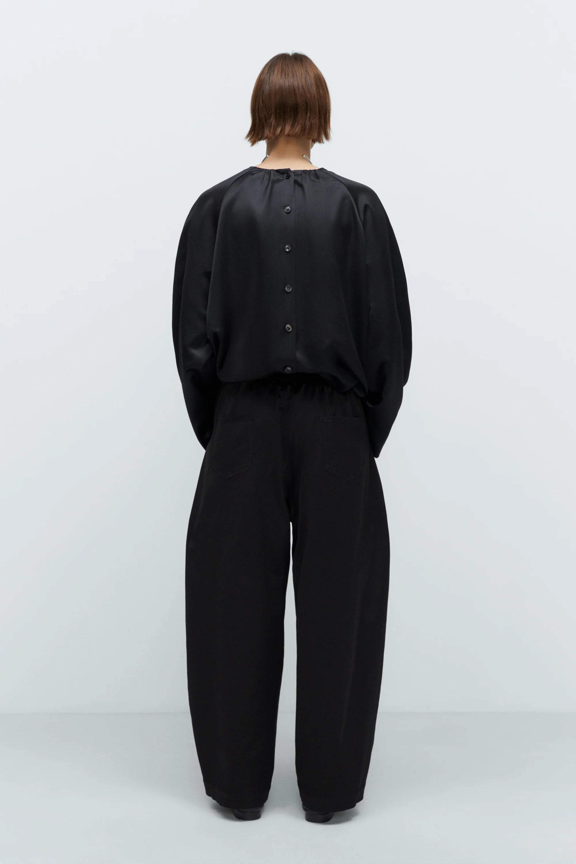 Satin Curved Pants // Black