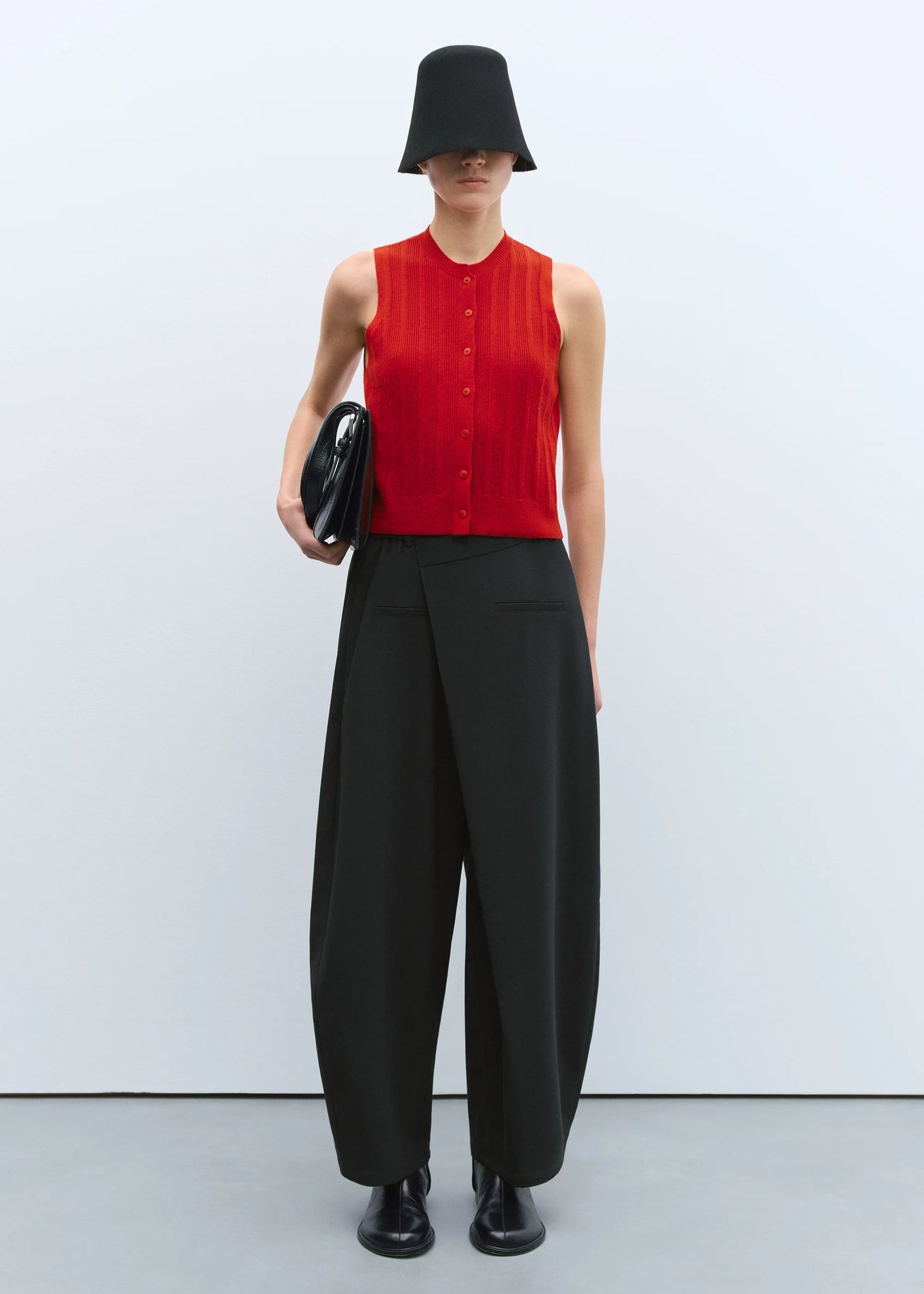 Merino Wool Ribbed Waistcoat // Red