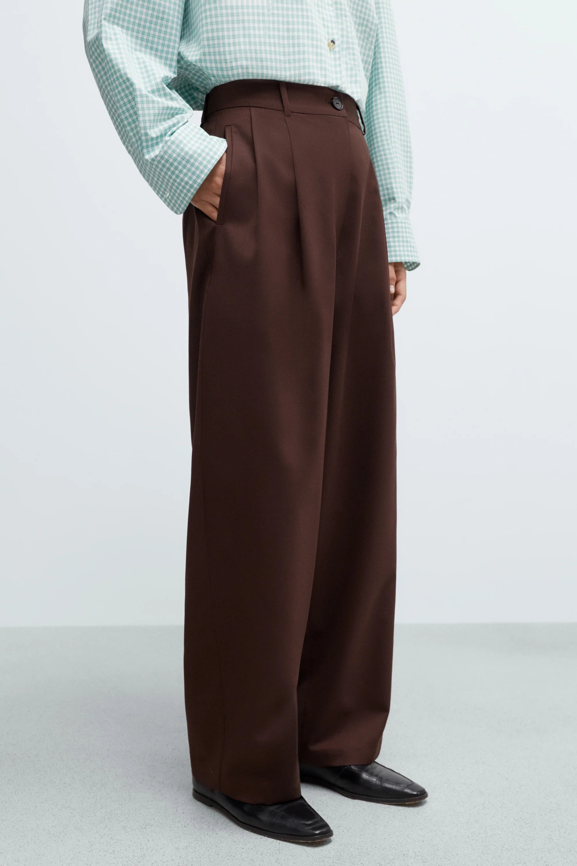 Tailored Masculine Pants // Burgundy