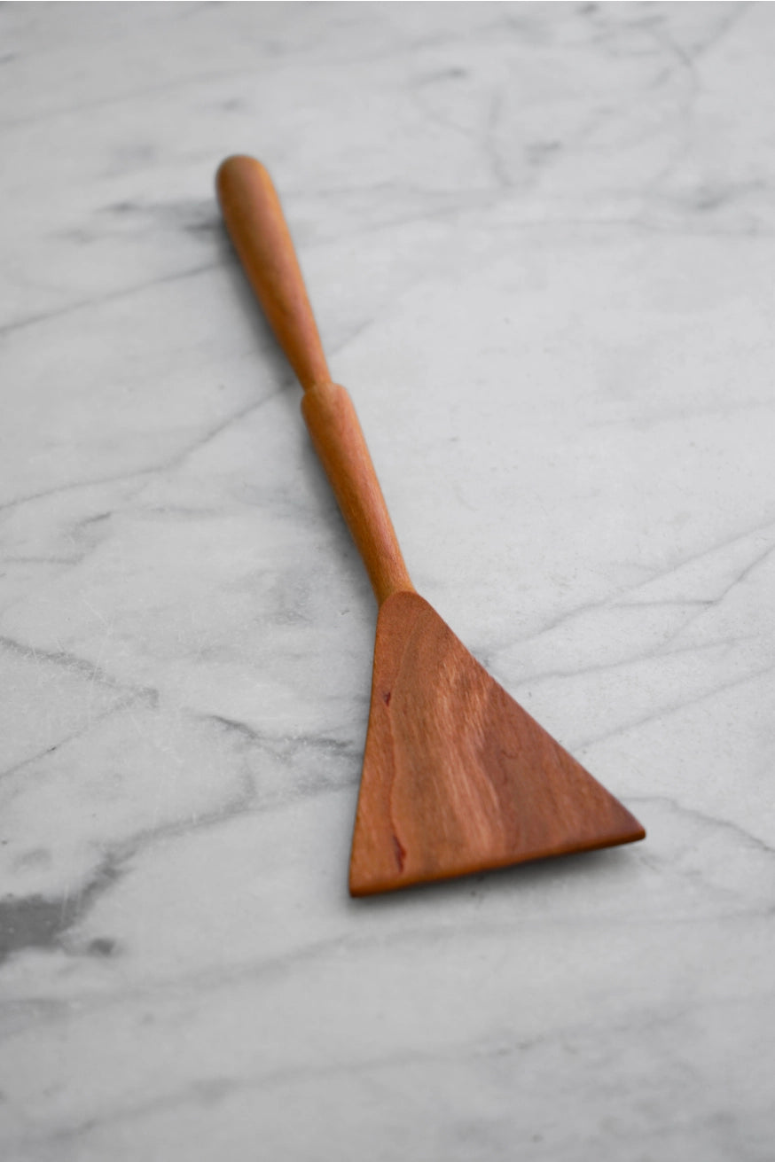 Triangle Cherry Spatula