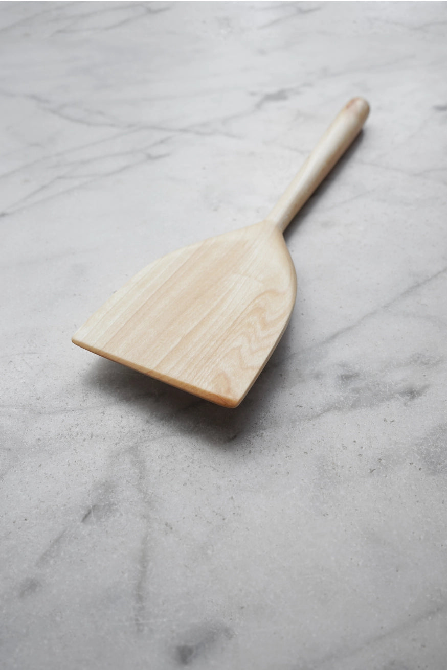 Wide Maple Flipper Spatula