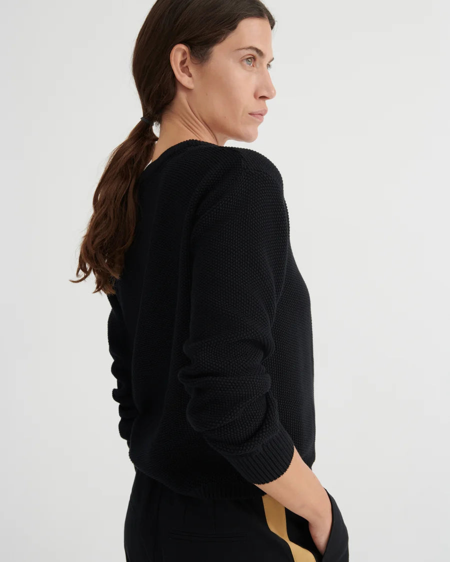 Kowtow Escape Crew — Black