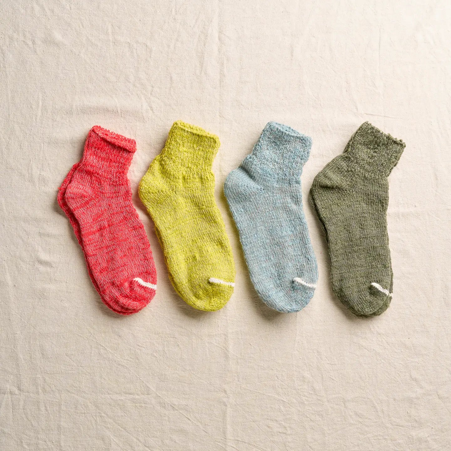 Garabou Organic Cotton Ankle Socks // Khaki