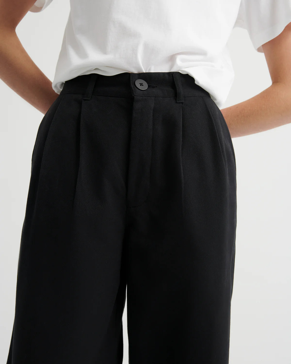 Franz Pants // Black