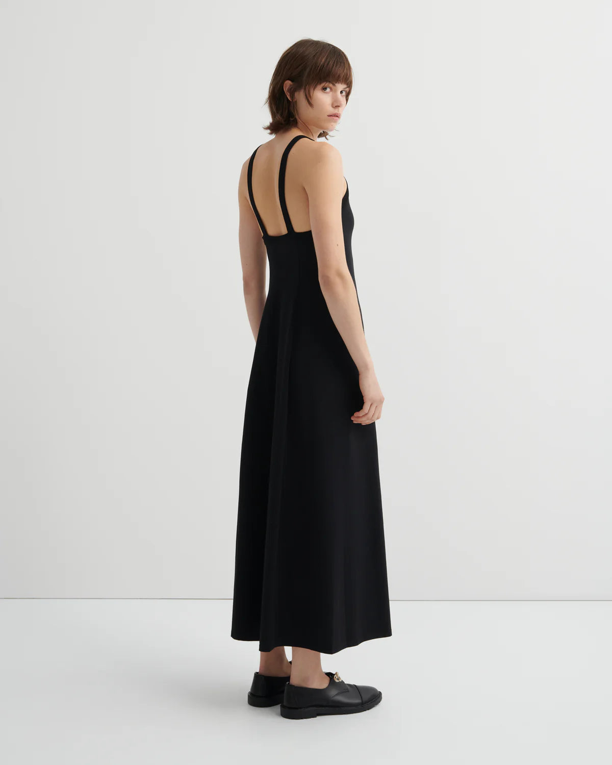 Low Back Dress// Black
